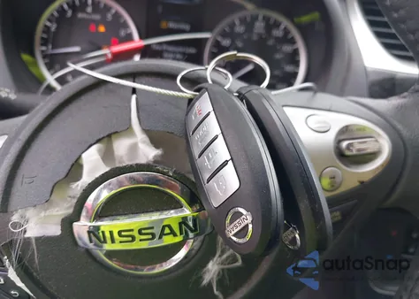 2018 Nissan Sentra Sr z USA, uszkodzony, nr VIN 3N1AB7AP3JY230256